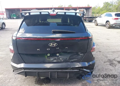 2024 Hyundai Kona N Line z USA, uszkodzony, nr VIN KM8HA3A30RU041076